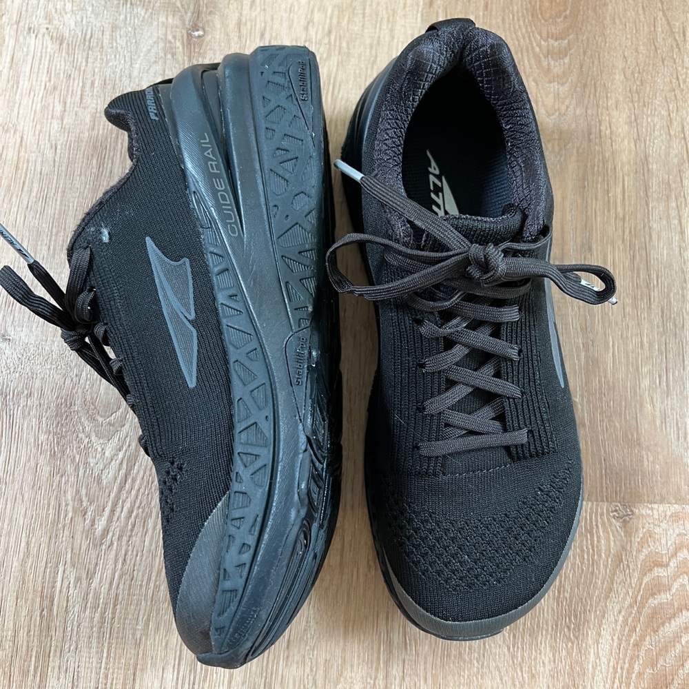 Altra Paradigm Running Shoes 7.5